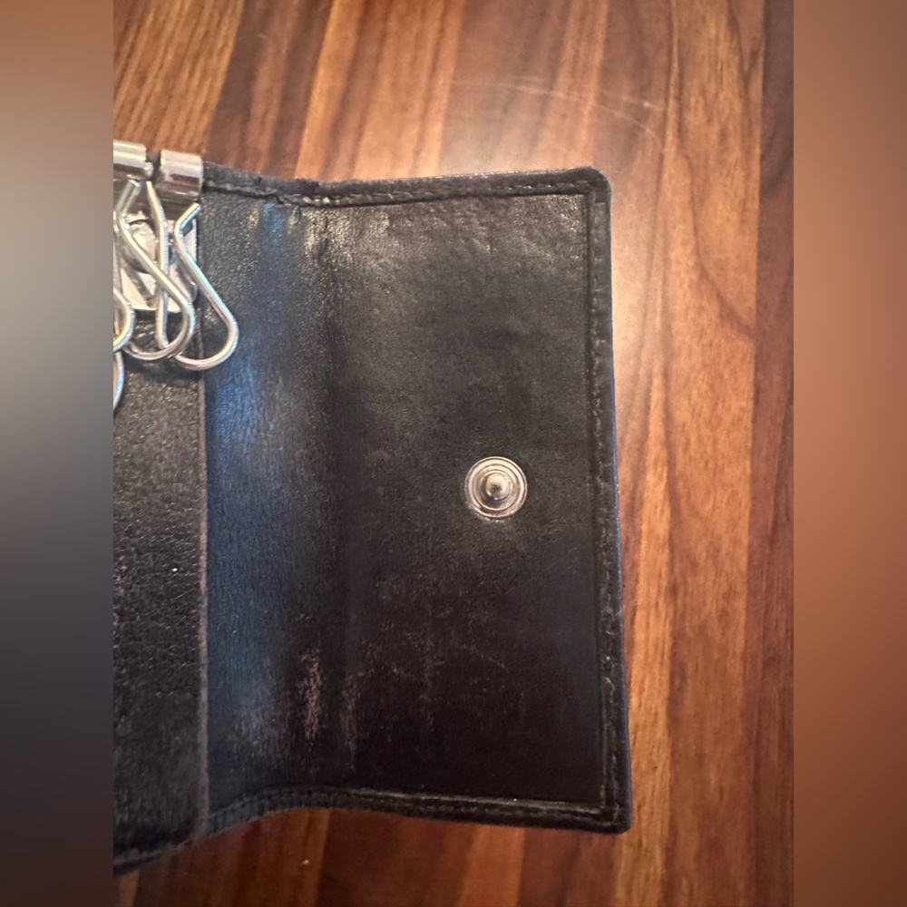 GUCCI Britt Guccissima Leather Key Case Black - Picture 8 of 9